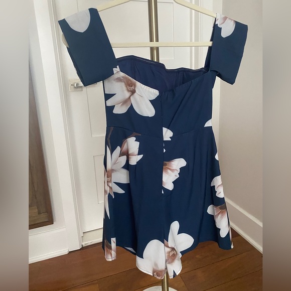 FLORAL ROMPER - Picture 2 of 2